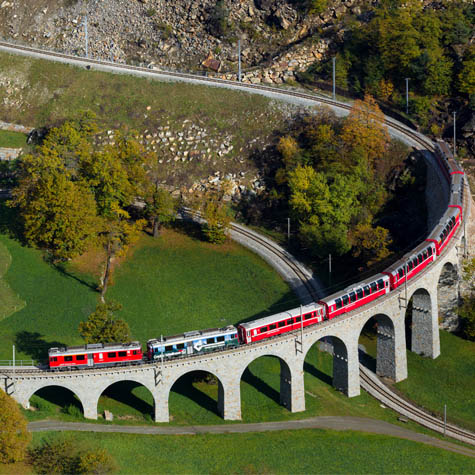 Giro sul Trenino rosso: col Bernina Express da Livigno a St. Moritz